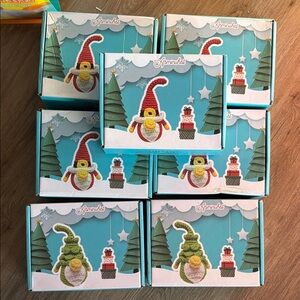 Crochet kits for beginners Festive Gnome Holiday Decor Set - Red and Green